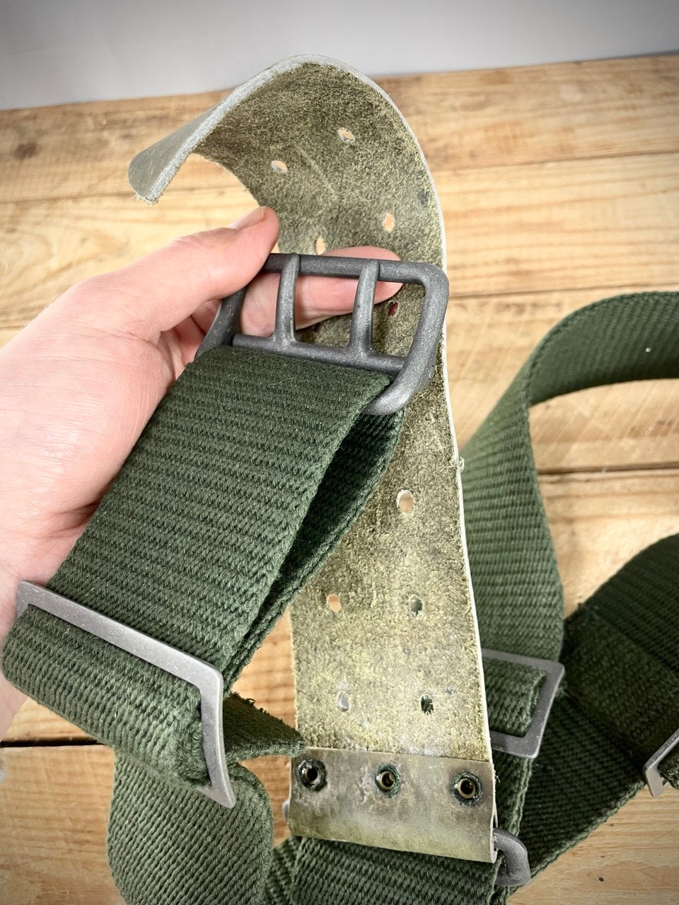 Ruotsin armeijan M59 tetsarivyö, ylijäämä