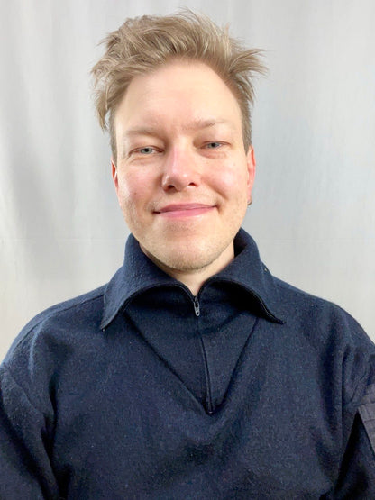 Hollannin merivoimien kapteenivillapaita, ylijäämä